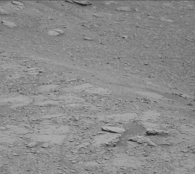 Sol 2597: Mast Camera (Mastcam)