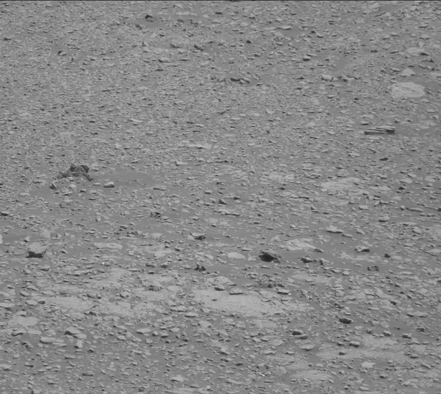 Sol 2597: Mast Camera (Mastcam)
