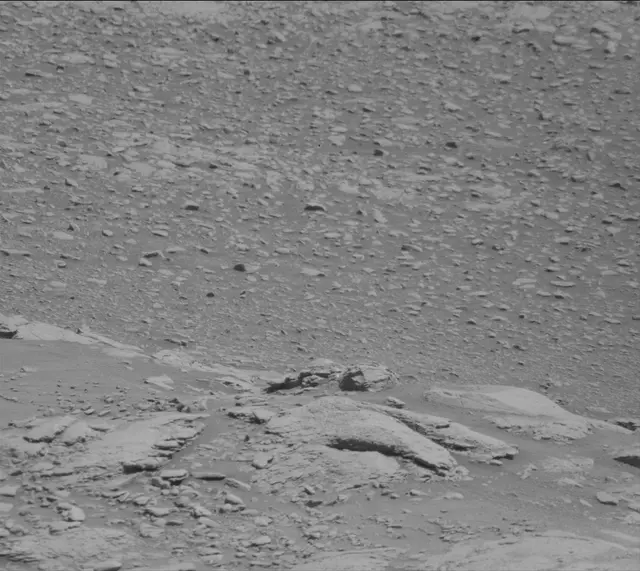 Sol 2597: Mast Camera (Mastcam)