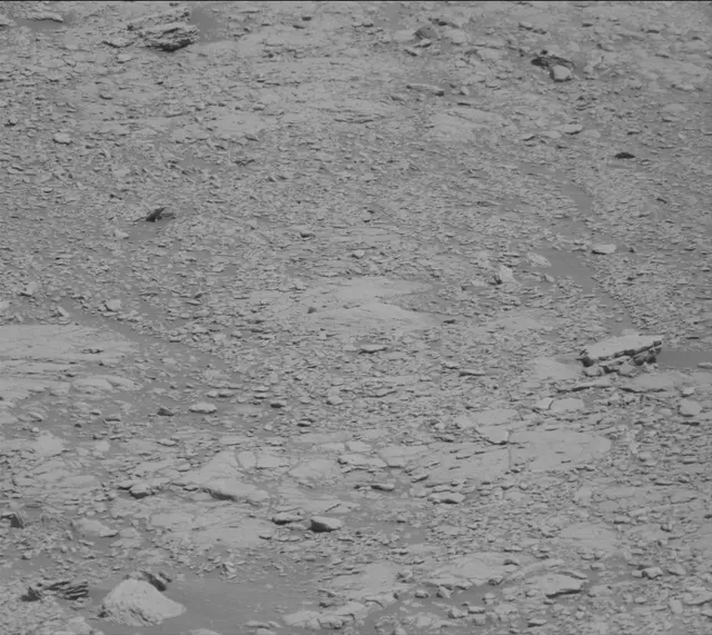 Sol 2597: Mast Camera (Mastcam)