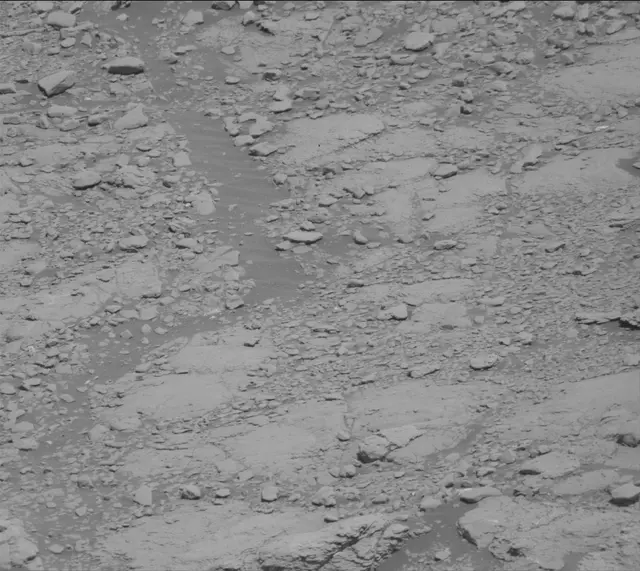 Sol 2597: Mast Camera (Mastcam)