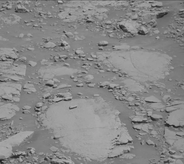 Sol 2597: Mast Camera (Mastcam)