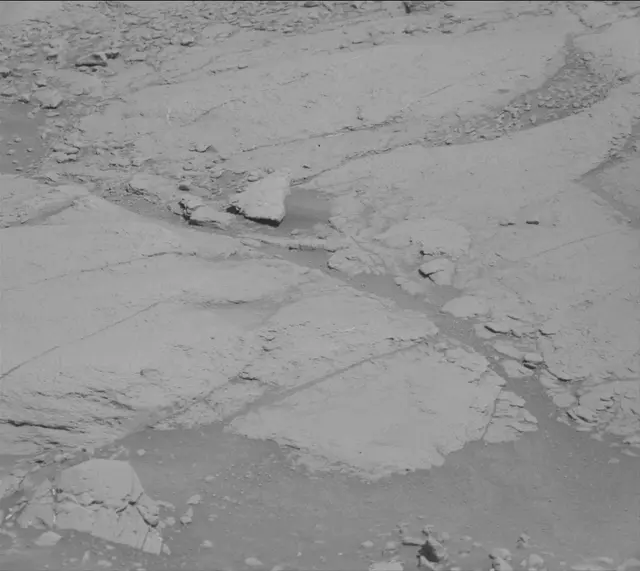 Sol 2597: Mast Camera (Mastcam)