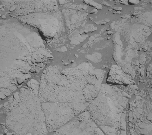 Sol 2597: Mast Camera (Mastcam)