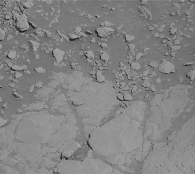Sol 2597: Mast Camera (Mastcam)
