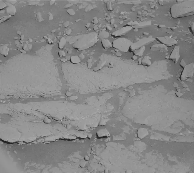 Sol 2597: Mast Camera (Mastcam)