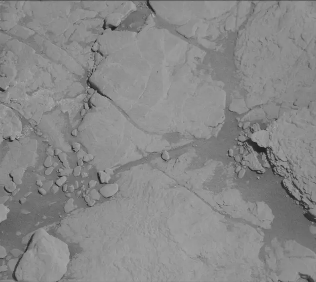 Sol 2597: Mast Camera (Mastcam)