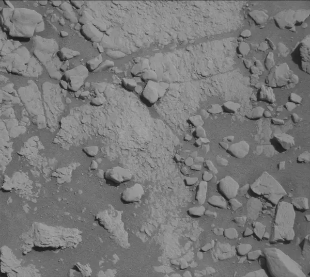 Sol 2597: Mast Camera (Mastcam)