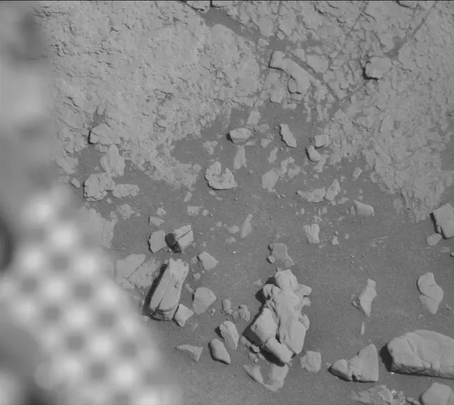 Sol 2597: Mast Camera (Mastcam)