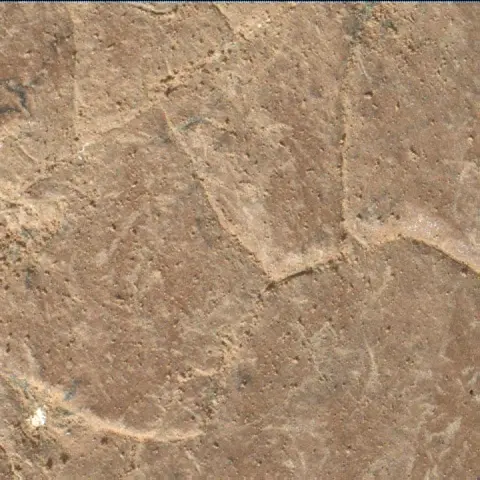 Sol 2597: Mars Hand Lens Imager (MAHLI)