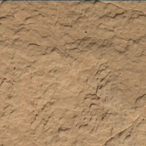 Sol 2597: Mars Hand Lens Imager (MAHLI)