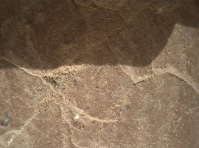 Sol 2597: Mars Hand Lens Imager (MAHLI)