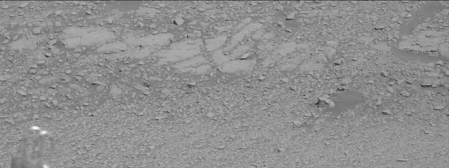Sol 2600: Mast Camera (Mastcam)