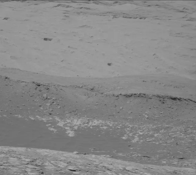 Sol 2600: Mast Camera (Mastcam)