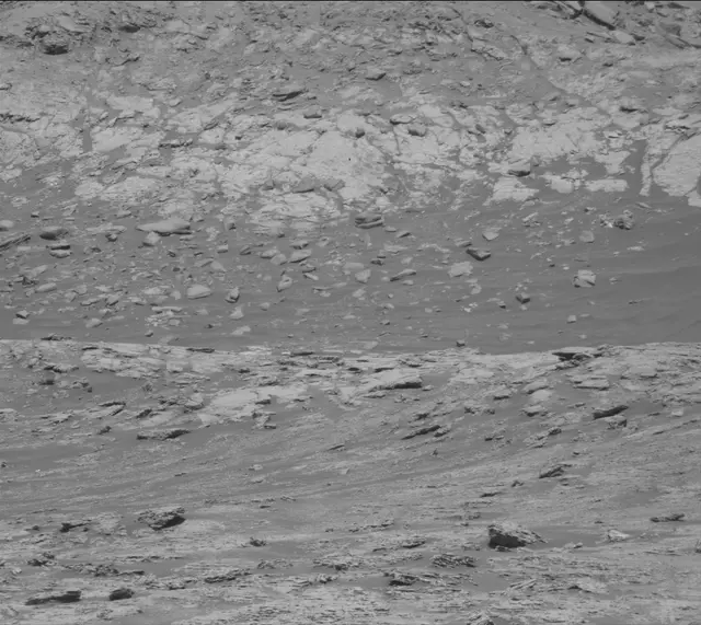 Sol 2600: Mast Camera (Mastcam)