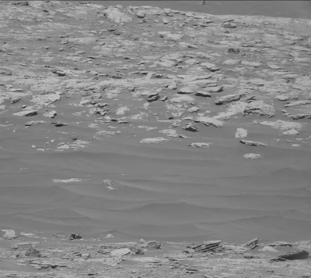 Sol 2600: Mast Camera (Mastcam)