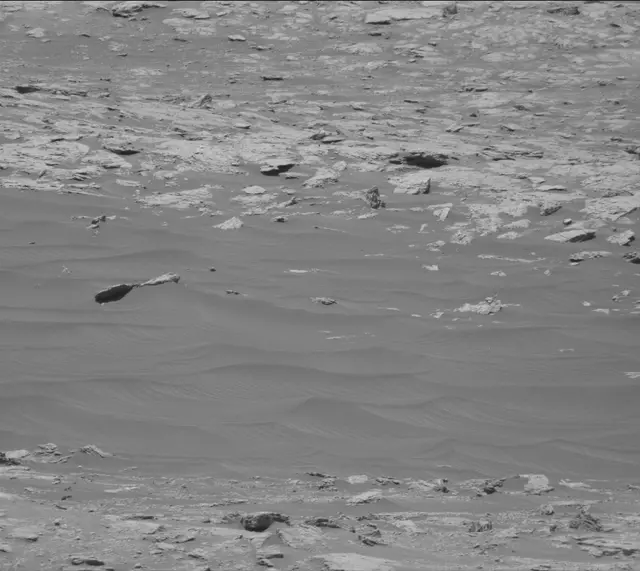 Sol 2600: Mast Camera (Mastcam)