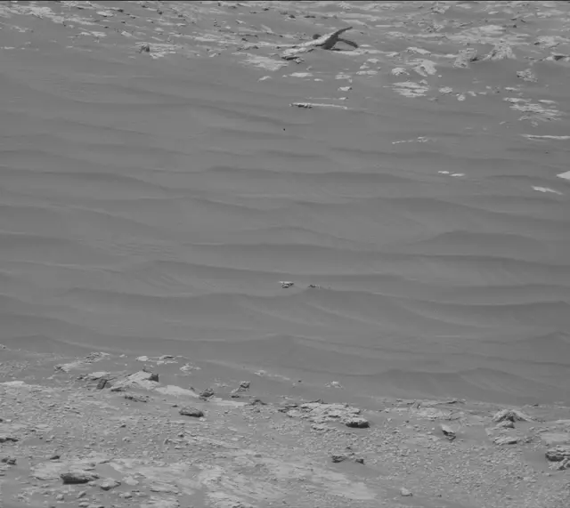 Sol 2600: Mast Camera (Mastcam)