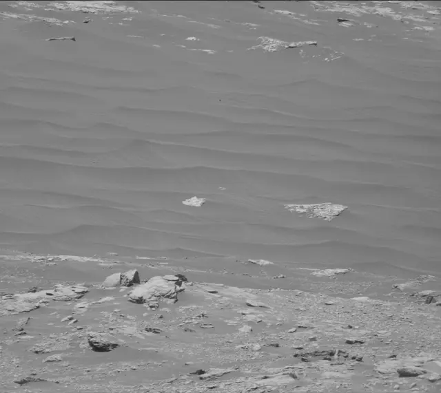Sol 2600: Mast Camera (Mastcam)