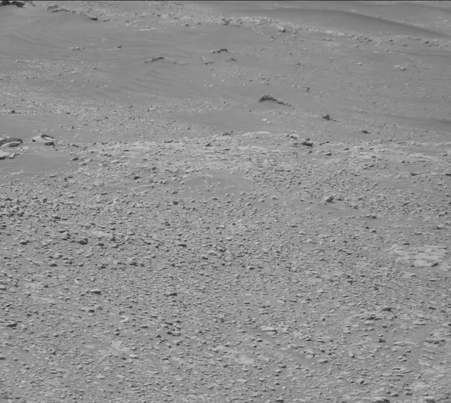 Sol 2600: Mast Camera (Mastcam)