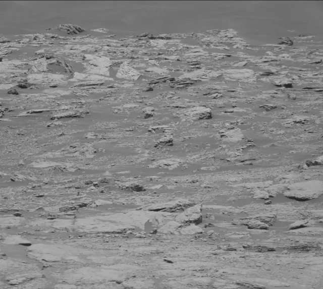 Sol 2600: Mast Camera (Mastcam)