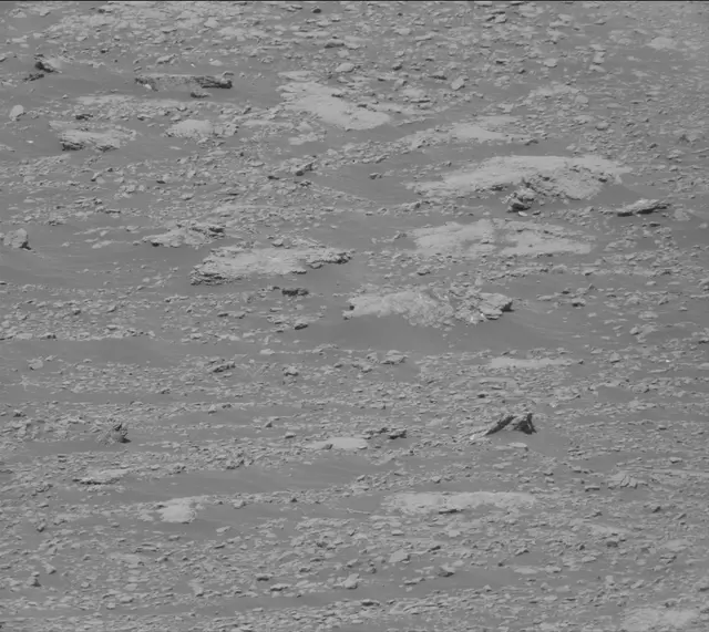 Sol 2600: Mast Camera (Mastcam)