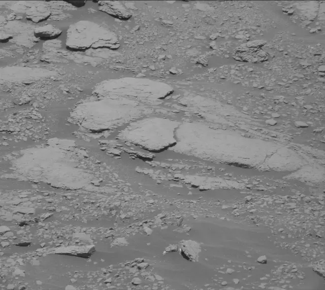 Sol 2600: Mast Camera (Mastcam)