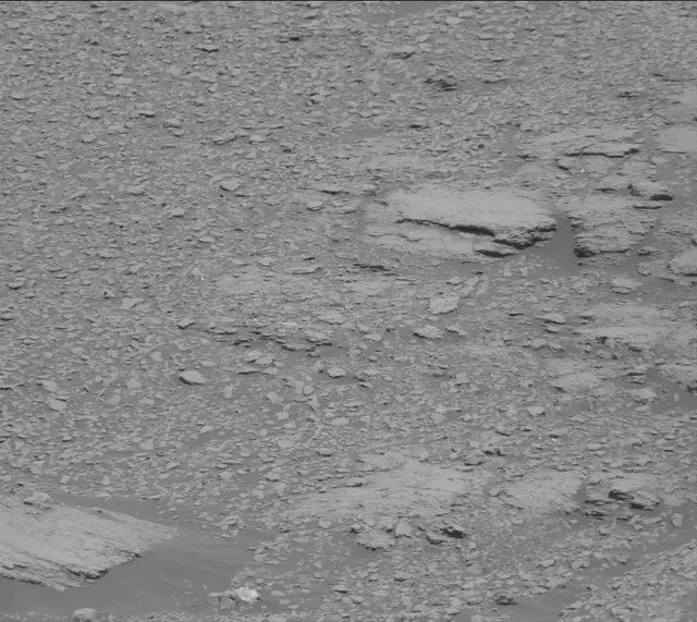 Sol 2600: Mast Camera (Mastcam)
