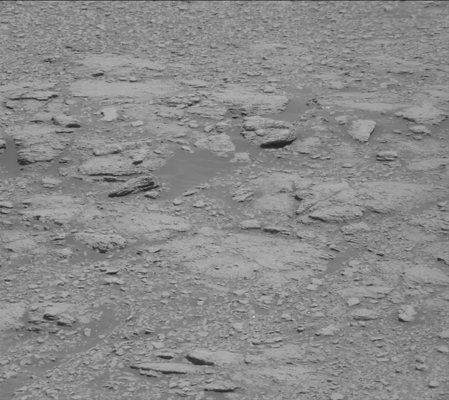 Sol 2600: Mast Camera (Mastcam)