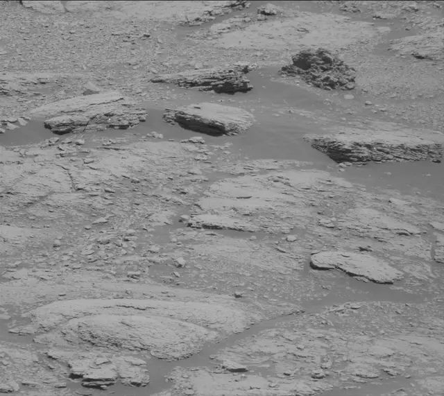 Sol 2600: Mast Camera (Mastcam)