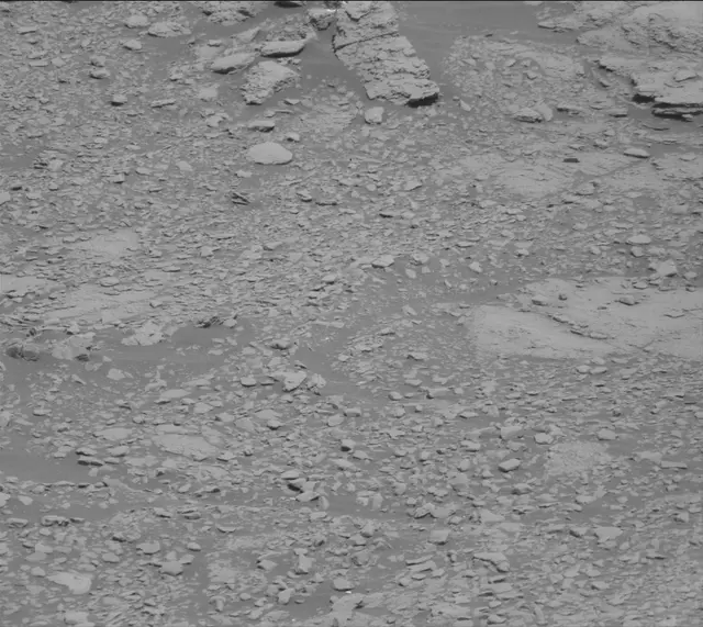 Sol 2600: Mast Camera (Mastcam)
