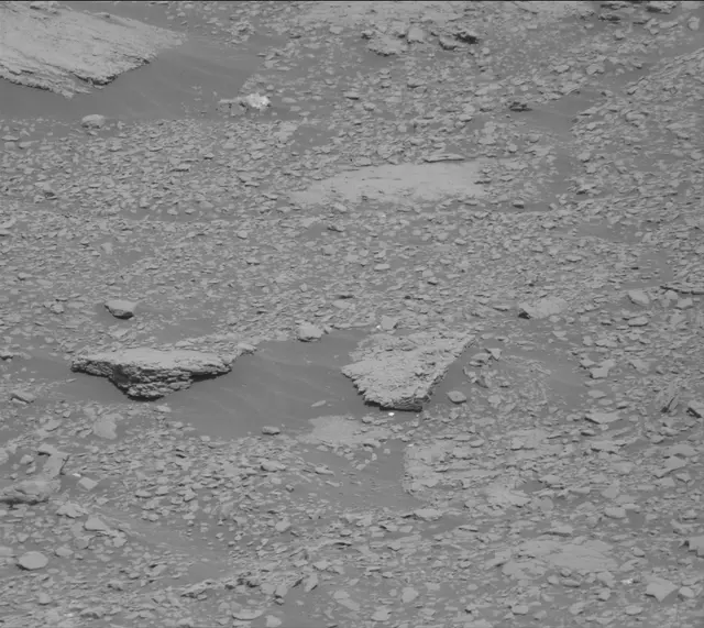Sol 2600: Mast Camera (Mastcam)