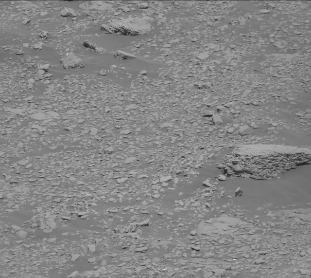 Sol 2600: Mast Camera (Mastcam)