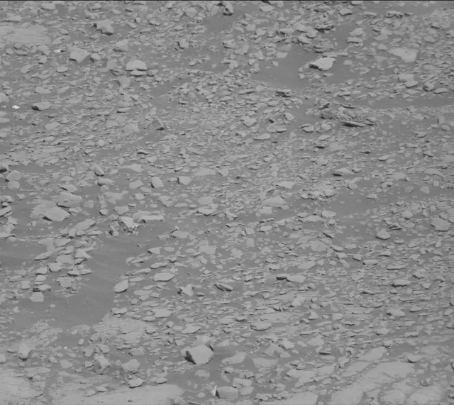 Sol 2600: Mast Camera (Mastcam)