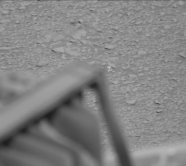 Sol 2600: Mast Camera (Mastcam)