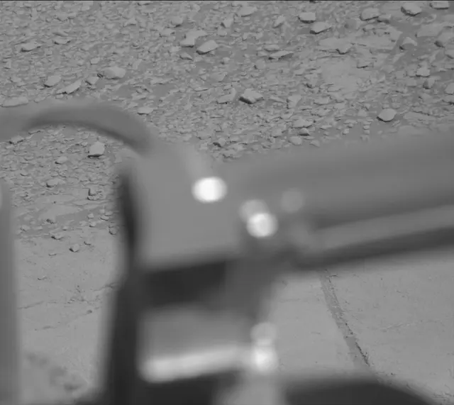 Sol 2600: Mast Camera (Mastcam)
