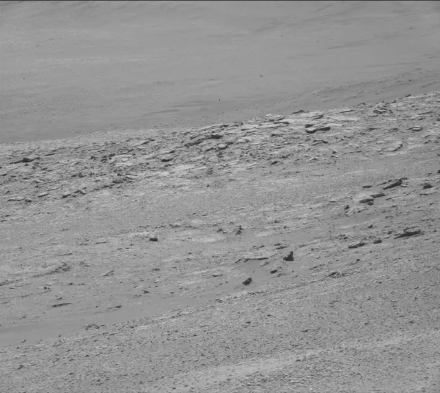 Sol 2601: Mast Camera (Mastcam)