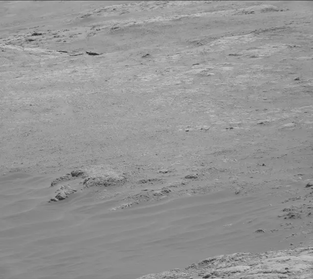 Sol 2601: Mast Camera (Mastcam)