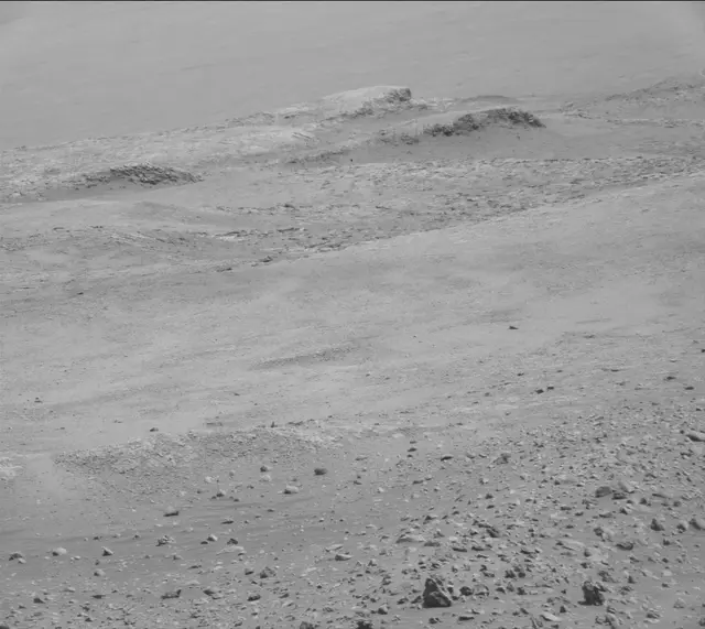 Sol 2601: Mast Camera (Mastcam)