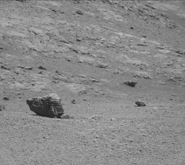 Sol 2601: Mast Camera (Mastcam)