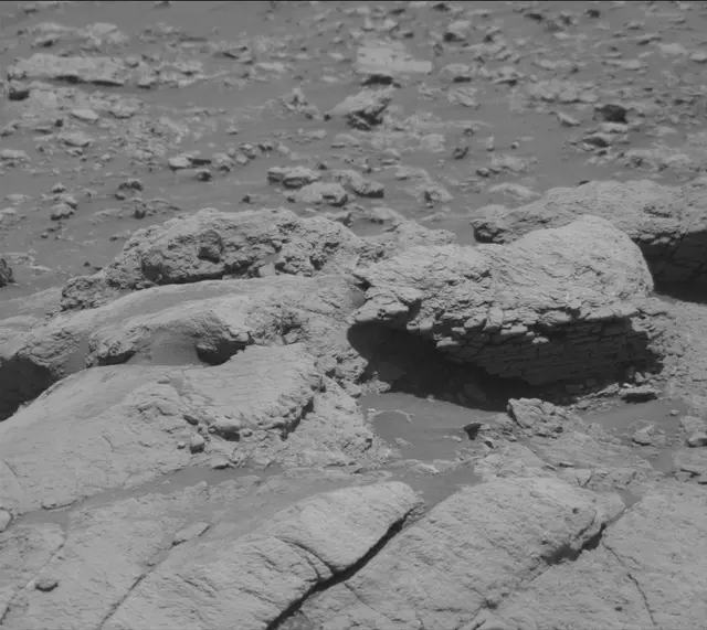 Sol 2601: Mast Camera (Mastcam)