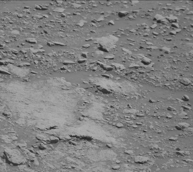 Sol 2601: Mast Camera (Mastcam)