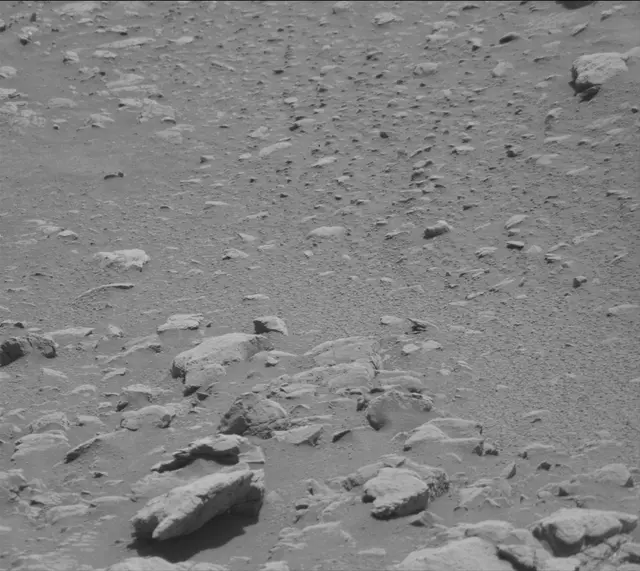 Sol 2601: Mast Camera (Mastcam)
