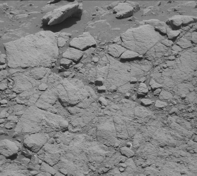 Sol 2601: Mast Camera (Mastcam)