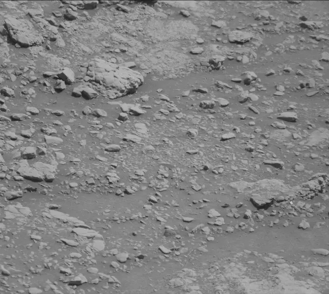 Sol 2601: Mast Camera (Mastcam)