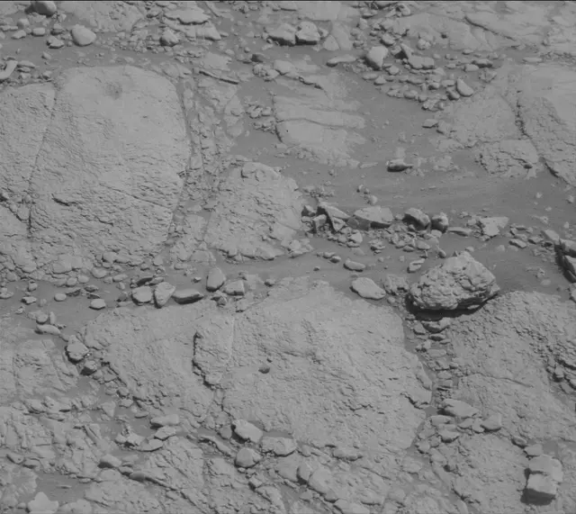 Sol 2601: Mast Camera (Mastcam)