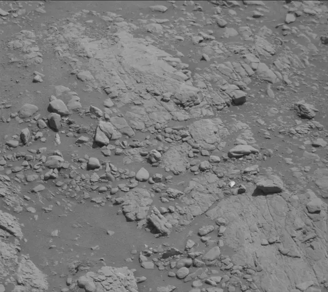 Sol 2601: Mast Camera (Mastcam)