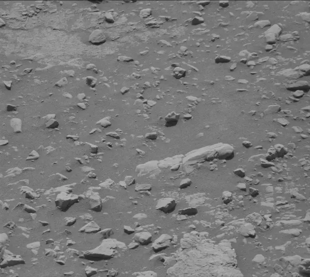 Sol 2601: Mast Camera (Mastcam)