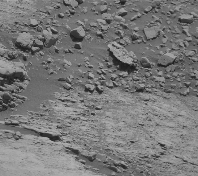 Sol 2601: Mast Camera (Mastcam)