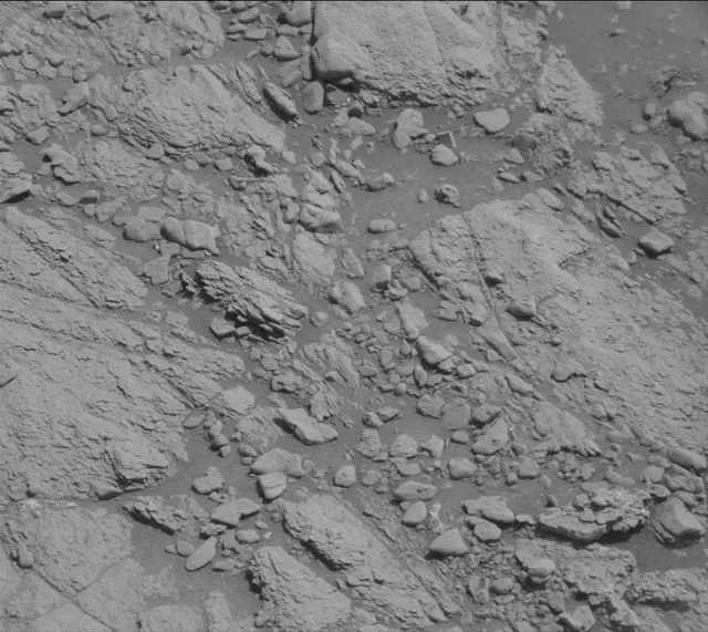 Sol 2601: Mast Camera (Mastcam)